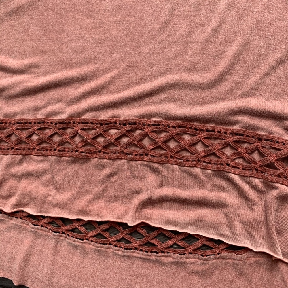 Dantelle High Low Tunic - Picture 7 of 9